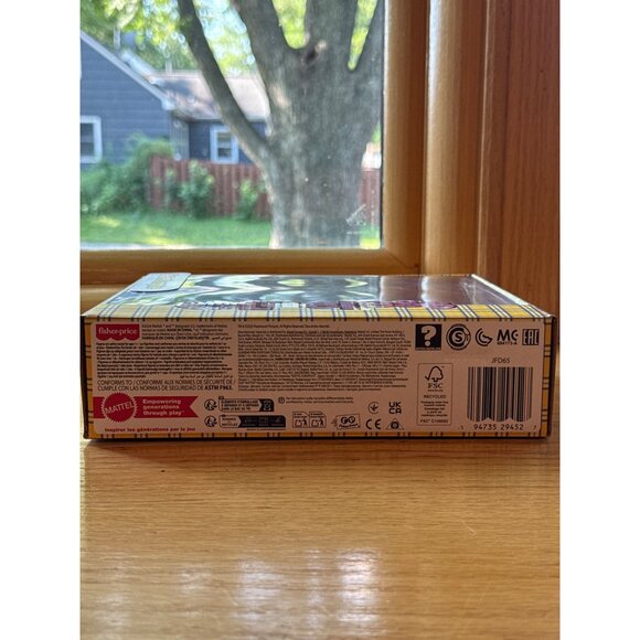 Fisher-Price Little People Clueless Movie Collector Set - Picture 6 of 6